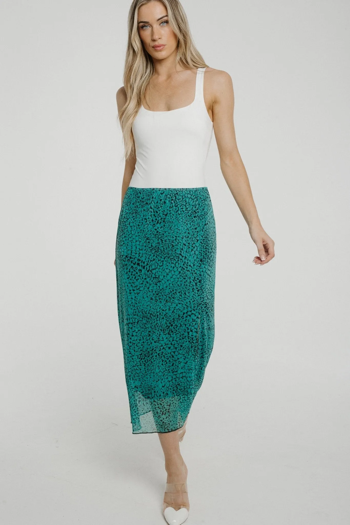 Becca Mesh Midi Skirt In Green Print