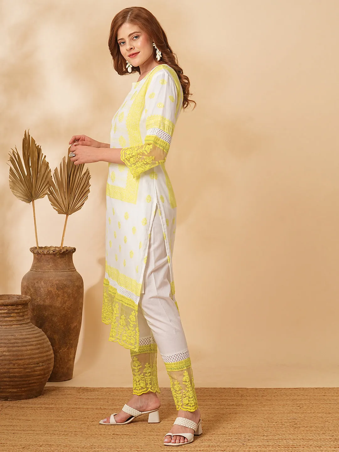 Ethnic Floral Jacquard Straight Fit Kurta with Pant - Off White