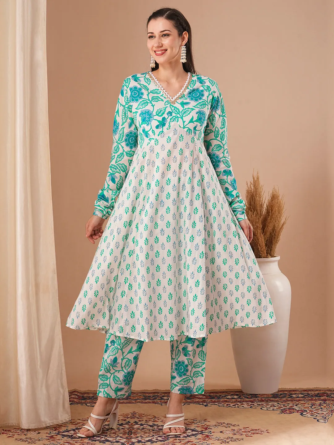 Ethnic Floral Printed A-Line Paneled Kurta with Pant - White