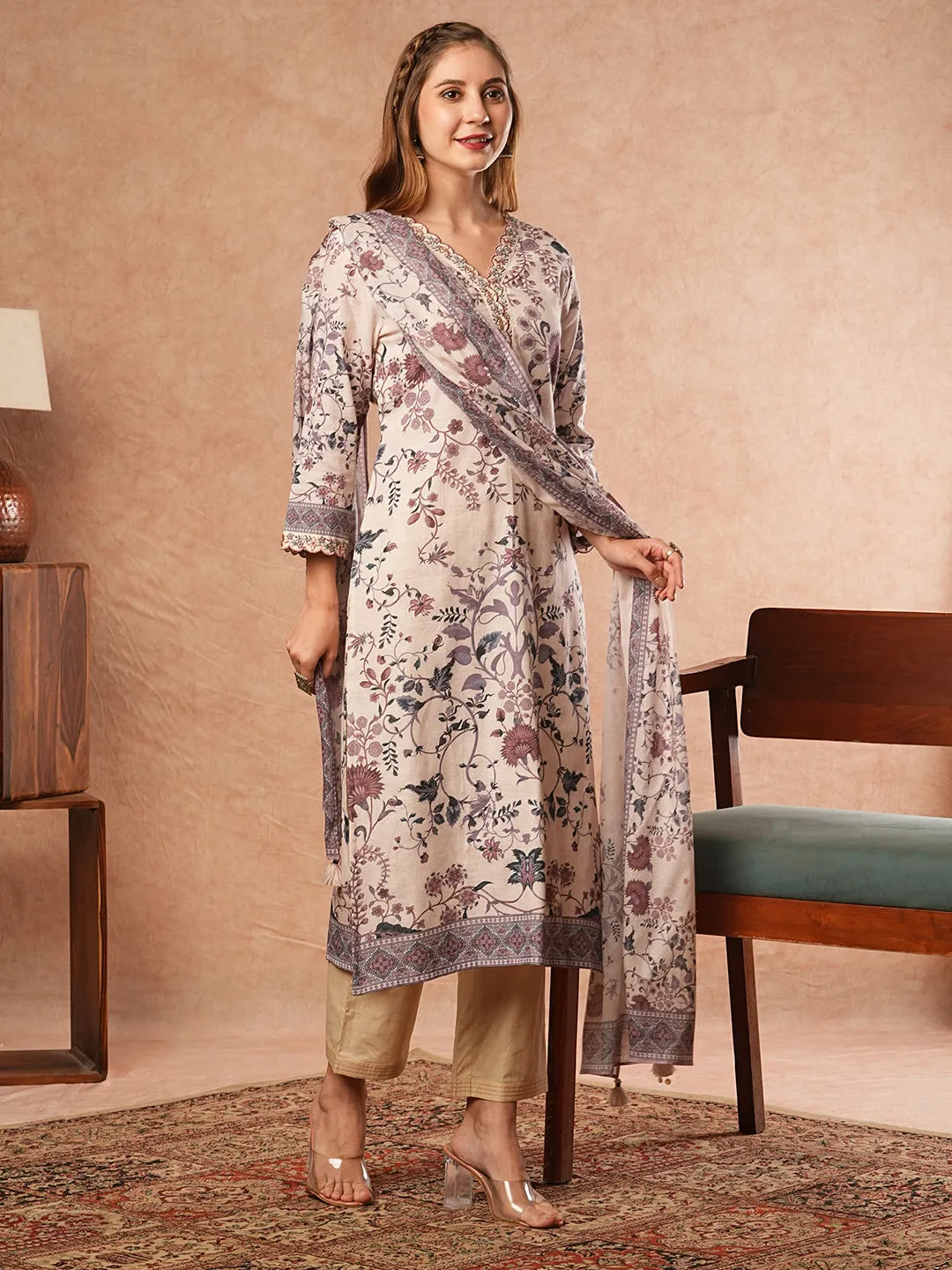 Ethnic Floral Printed Straight Fit Kurta with Pant & Dupatta - Off White