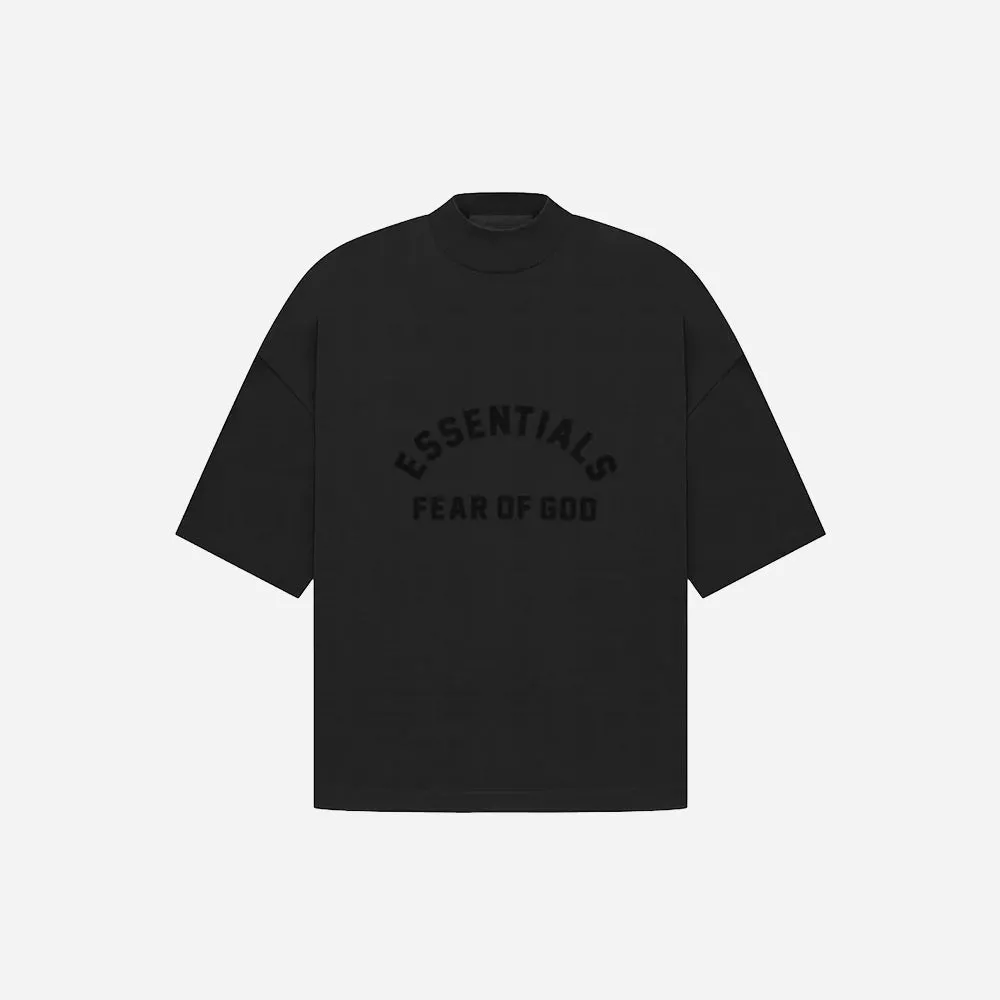 FEAR OF GOD ESSENTIALS ARCH LOGO TEE JET BLACK