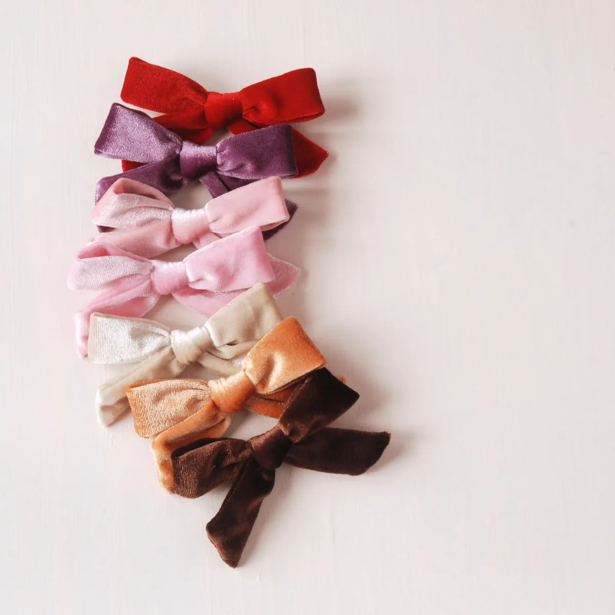 Velveteen Velvet Bow Children's Hair Clips - Linen